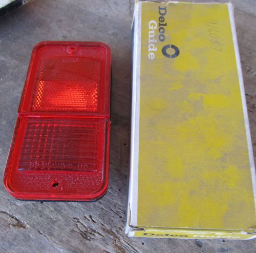 Nos 1968 1969 1970 1971 1972 chevy truck rear sidemarker light reflector 5960596