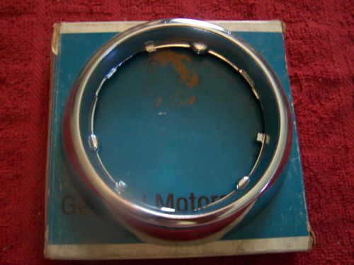 1955-1964 chevy dome light bezel nos gm part # 4156597