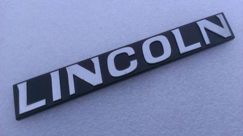 Ready to install lincoln emblem nameplate town car navigator
