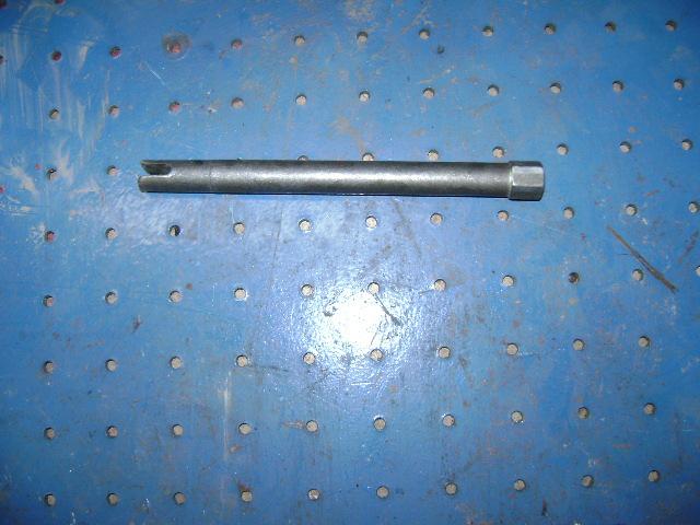 Cadillac 500 oil pump drive rod