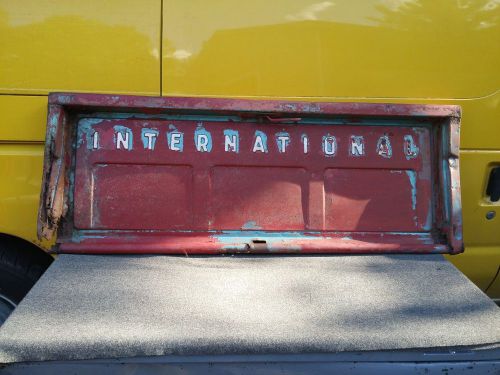 Vintage international tailgate wall art bench art deco man cave