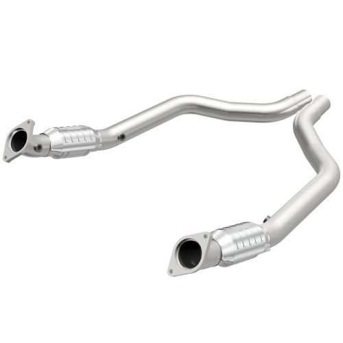 Magnaflow 16420 bolt-on catalytic converter assembly off-road