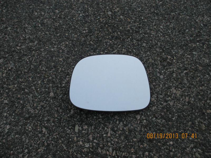 Mirror glass heated left side - nos - buick rendevous 2002-2007 no reserve