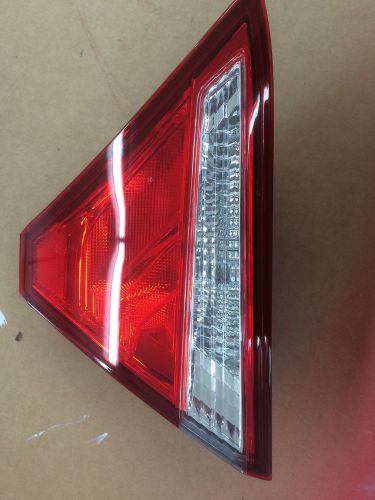 2015 toyota camry taillight tail lamp passenger side rh inner oem