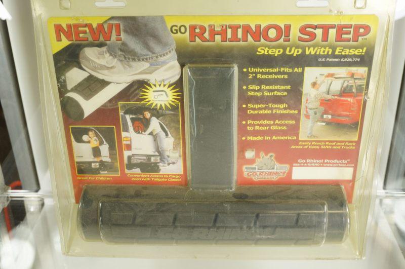 Go rhino 325b go rhino step  hitch step  bumper step