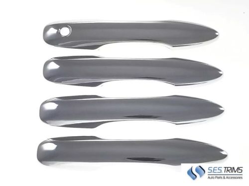 Patented snap-on chrome door handle cover for 22-23 toyota corolla cross