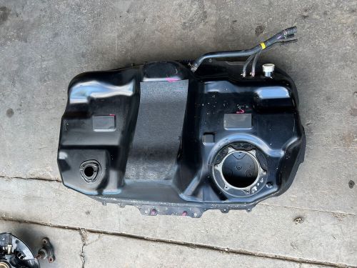 2012 lancer evolution x gasoline gas fuel tank assembly oem used no leaks