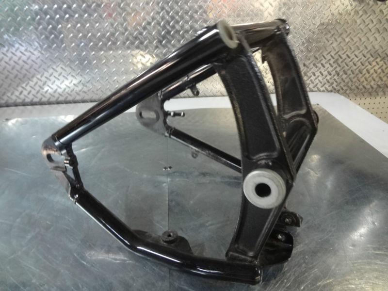 6384- 07 yamaha xv1700 xv 1700 road star midnight swingarm / swing arm