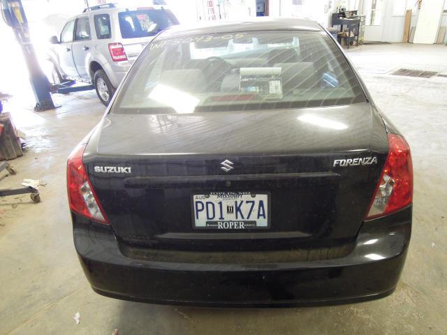 2005 suzuki forenza 86976 miles rear or back door left