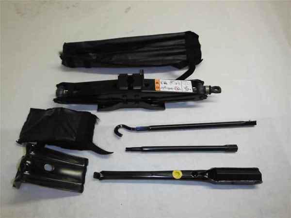 Mountaineer explorer oem car jack assembly w/ tools lkq