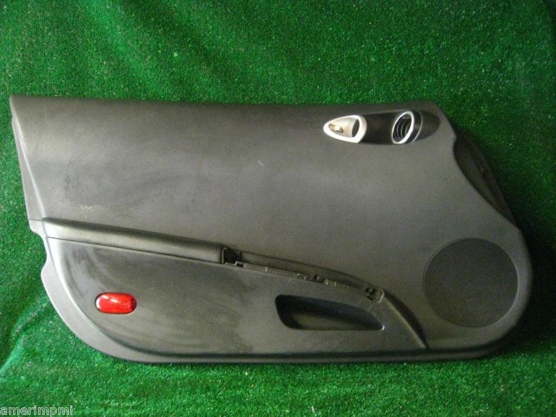 2004 nissan 350z driver door panel skin trim cover black