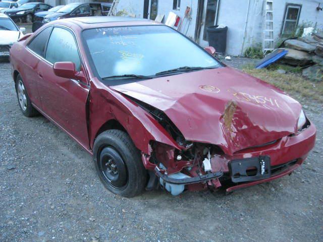 Wash/washer reservoir assy 98 99 00 01 02 honda accord $151315