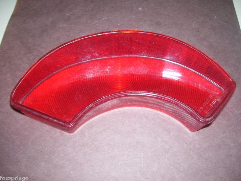 1962 pontiac bonneville left outer tail light lens. - guide 2a - 5953385 - p50