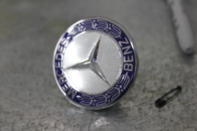 Mercedes benz hood ornament, badge, emblem, perfect shape