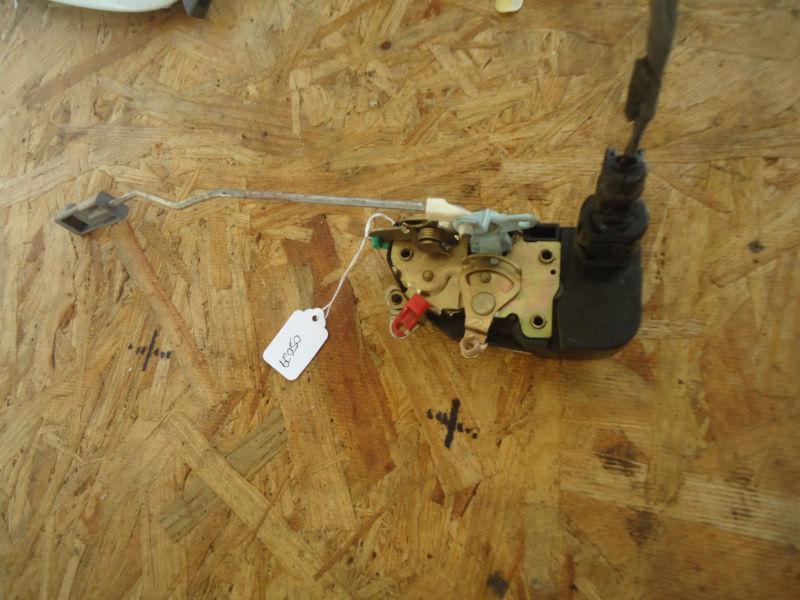 Front passenger right side door latch & power lock motor assembly caravan 05029