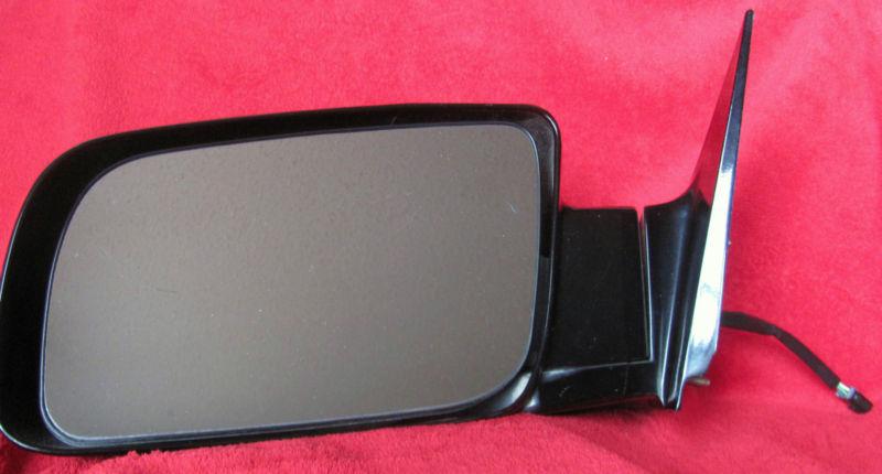 Left mirror for 1999 tahoe oem