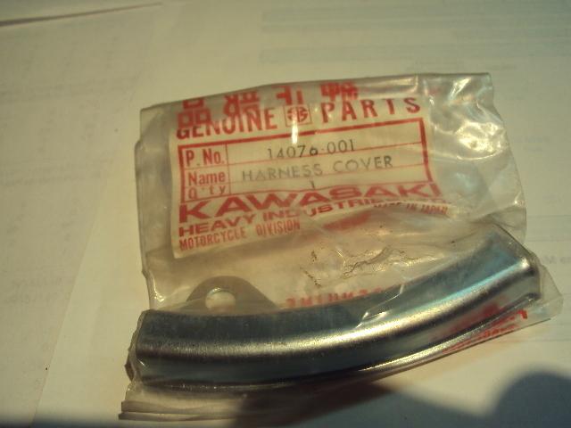 Harness cover, crankcase    f5 f8 f9  14076-001     kawasaki nos