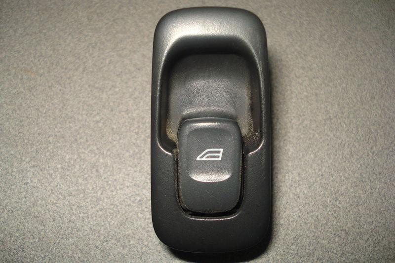 99 00 01 02 03 2000 volvo s80 power window switch rear left or right