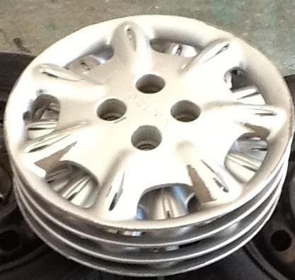 1994-1999 integra hubcaps set of four. 14 inch.