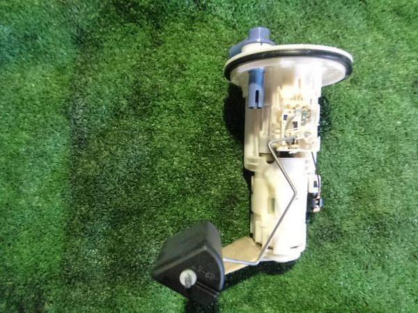 Daihatsu mira 2007 fuel pump [1120600]