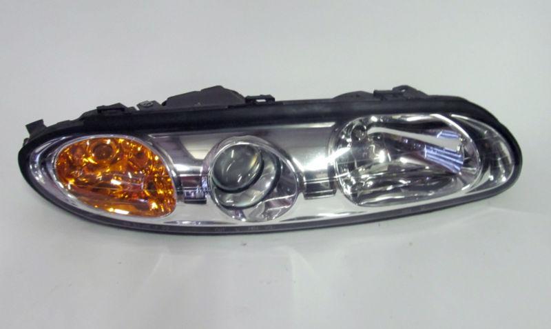 01 02 03 oldsmobile aurora oem right headlight nice!