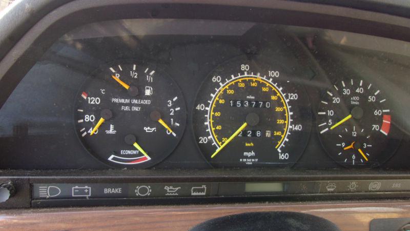 Mercedes-benz w126 300sel 300se instrument cluster 154,000 miles