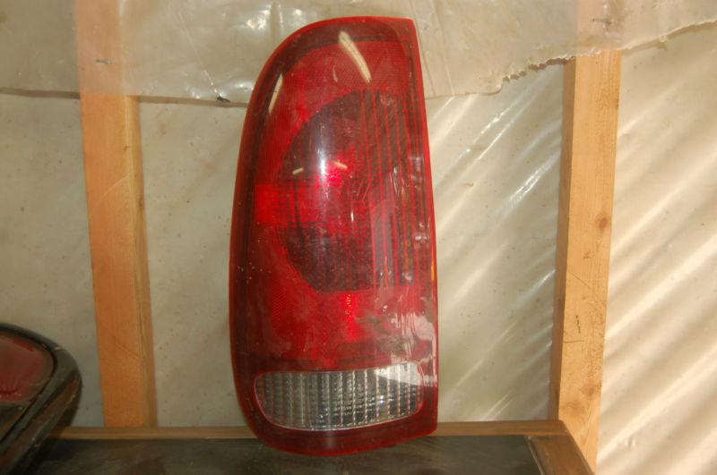 Left tail light f150 97-03 