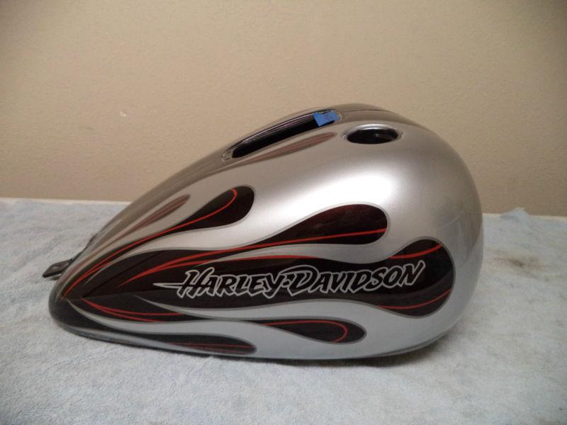 Harley gas fuel tank, 11-up softail, hd limited edition!