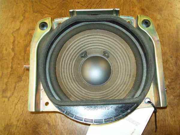 99 1999 es300 pioneer 8" subwoofer sub oem lkq