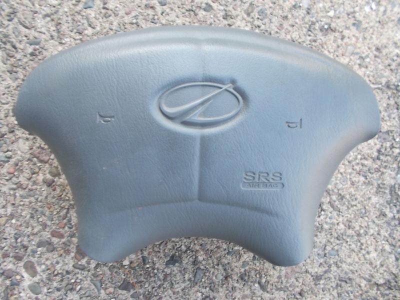 99 00 01 oldsmobile intrigue driver steering wheel airbag 1999 2000 2001 air bag