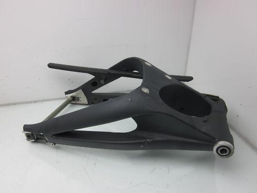 06-09 daytona 675 swing arm swingarm