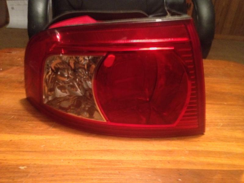 03 04 05 06 kia optima driver left driver side taillight oem