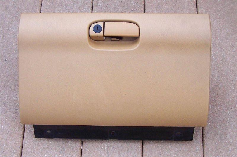 97-01 jeep cherokee xj glove box door tan free shipping