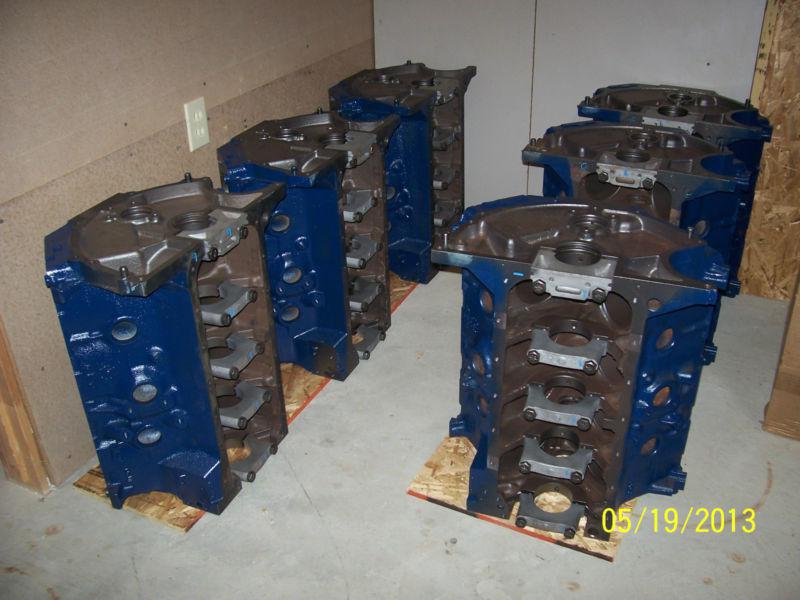 1967 ford fe 390gt engine block (7e) 390 gt heads (7e) intake (7c) pump (7e)