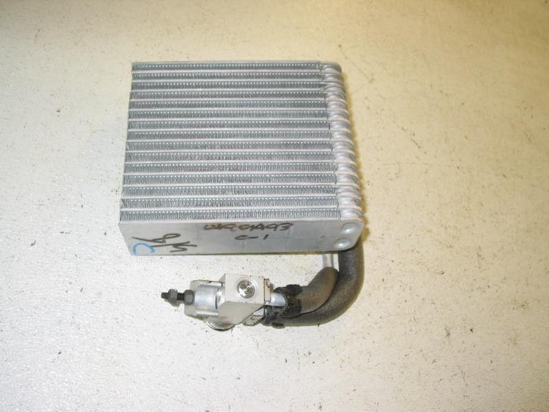 00 dodge caravan voyager ac condenser w/rear ac main