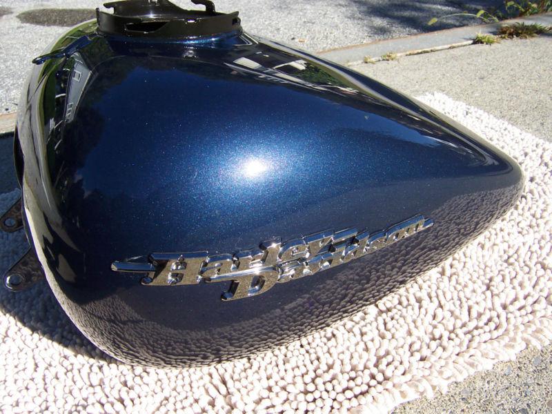 2008-2013 harley davidson street glide gas tank - pearl blue
