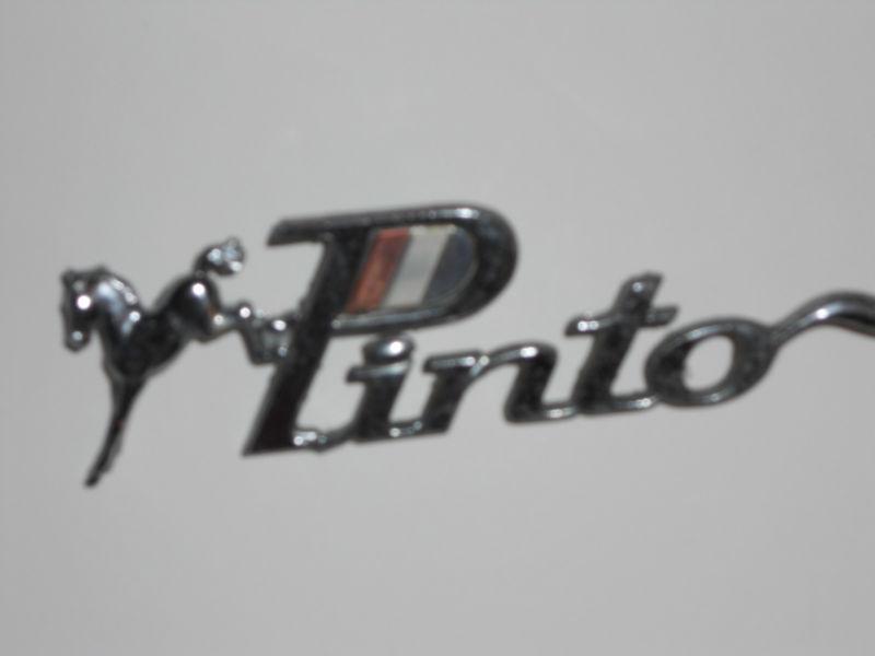 Pinto auto emblem