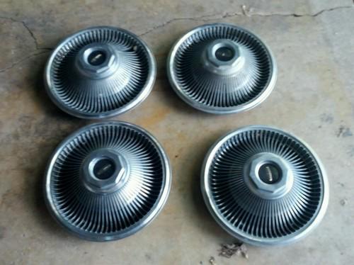 Original hubcaps for 1969 lincoln continental mark iii