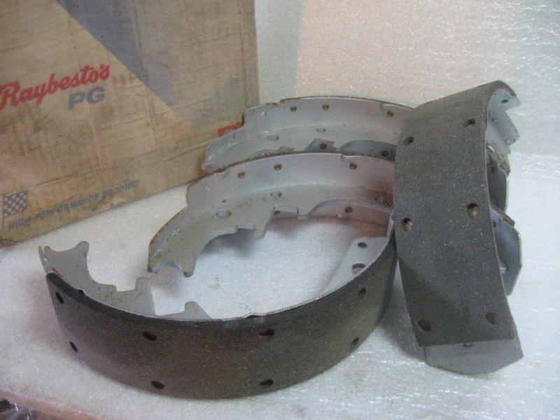 1965-1973 ford mustang v8 front brake shoe set vintage raybestos 154r nors