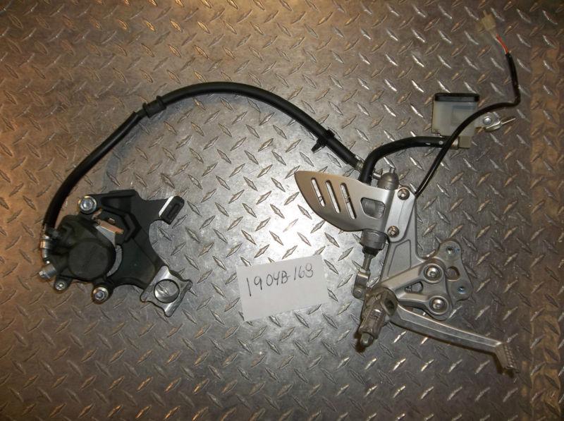 07 08 gsxr 1000 right driver drivers rearset brake master caliper