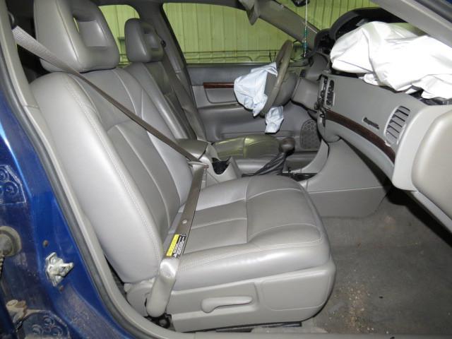 2005 chevy impala front passenger seat belt & retractor only gray