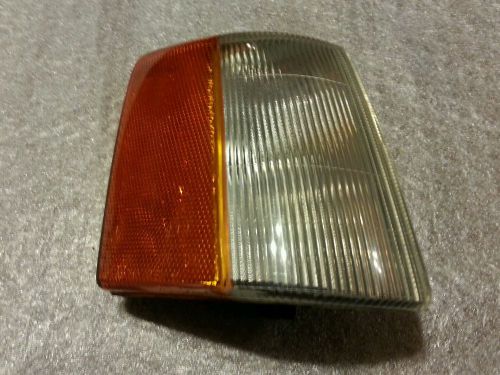 Actual item- 1993-1998 jeep grand cherokee passenger side parking lamp lens