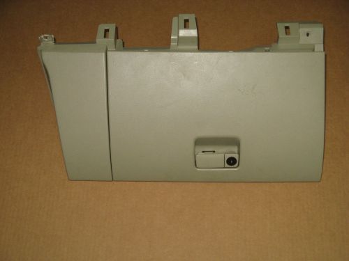 2003 2004 infiniti g35 coupe oem glove box