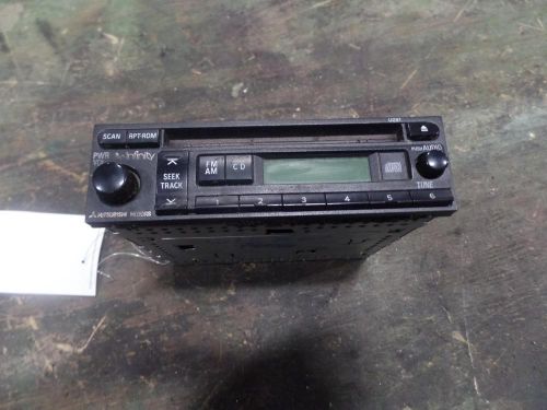 04 mitsubishi diamante audio stereo radio am fm cd player unit mn141490