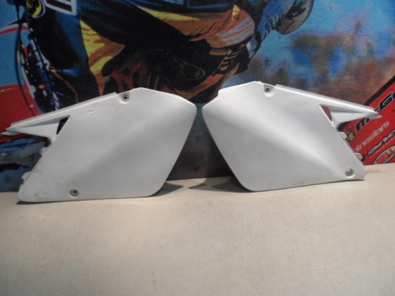 2001 suzuki rm250 side number panels / plates (b) 01 rm 250