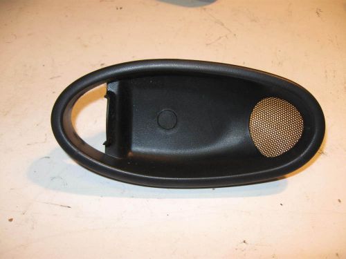 99 jaguar xj8 right rear door handle bezel