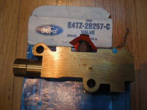 Nos 1984 - 1991 ford f250 2whd brake pressure differential valve