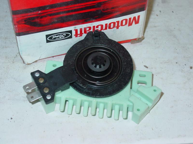 Ford nos ac valve d3az-19b888-b