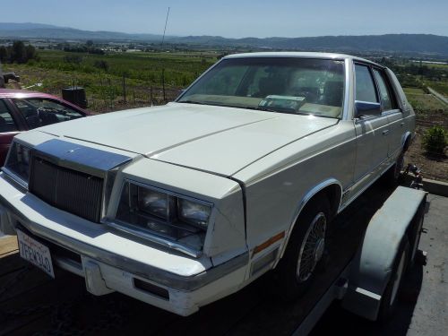 Make offer! 1987 chrystler new yorker