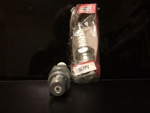 Nib brand new champion spark plugs ql78v